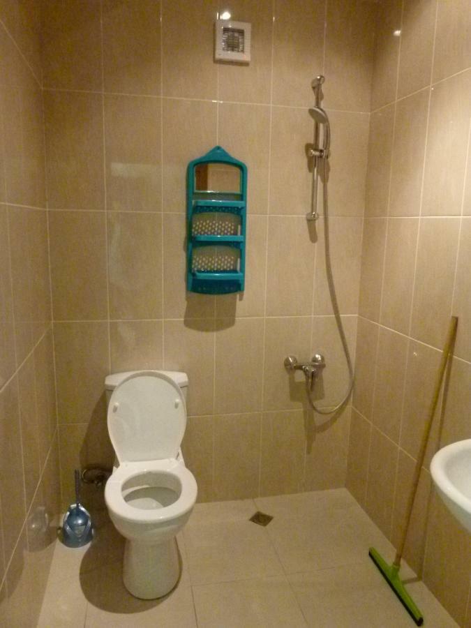 Why Me Eco-Friendly Hostel Tbilisi Exterior foto